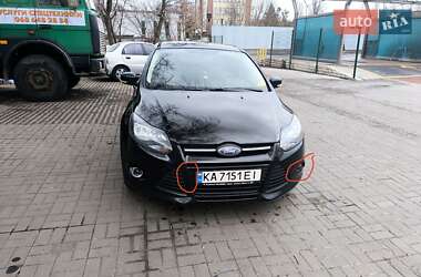 Хэтчбек Ford Focus 2013 в 