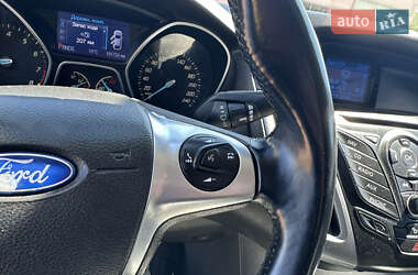 Универсал Ford Focus 2012 в 