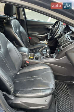 Универсал Ford Focus 2013 в 