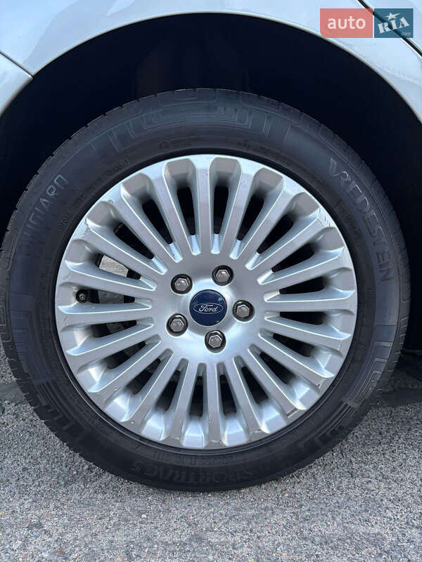 Хетчбек Ford Focus 2009 в Києві