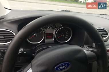 Хэтчбек Ford Focus 2008 в 