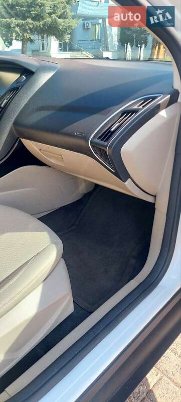 Хэтчбек Ford Focus 2014 в Ровно фото 11 Хэтчбек Ford Focus 2014 в Ровно