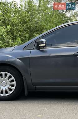 Хетчбек Ford Focus 2008 в 