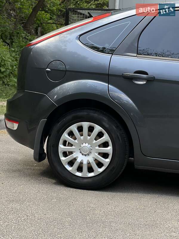 Хэтчбек Ford Focus 2008 в Черкассах