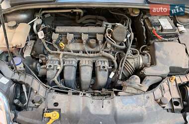 Седан Ford Focus 2014 в 