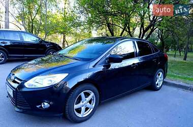 Седан Ford Focus 2012 в 