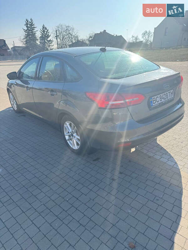 Седан Ford Focus 2015 в Львове