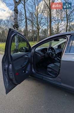 Седан Ford Focus 2013 в 