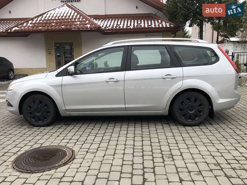 Универсал Ford Focus 2010 в Львове