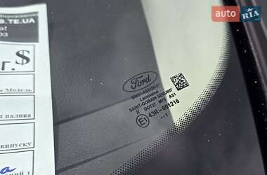 Седан Ford Focus 2011 в 