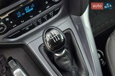 Седан Ford Focus 2011 в 