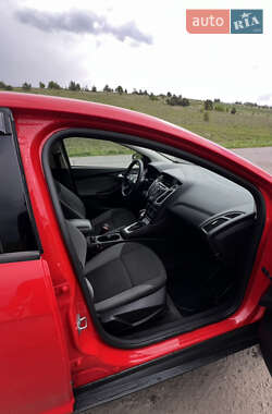 Хэтчбек Ford Focus 2014 в 