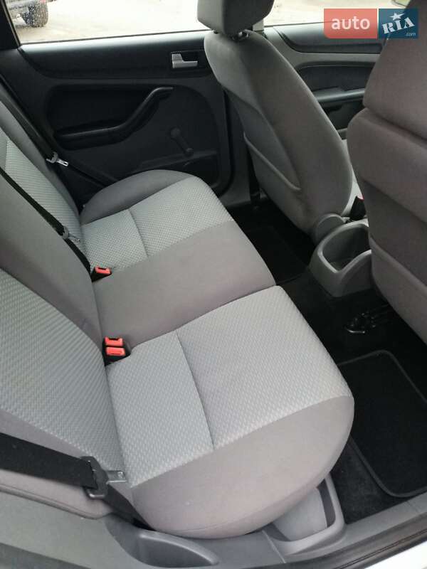 Универсал Ford Focus 2007 в Малине фото 13 Универсал Ford Focus 2007 в Малине