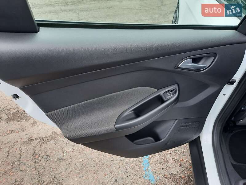 Универсал Ford Focus 2011 в Ровно