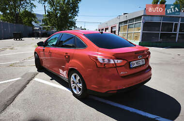 Седан Ford Focus 2013 в 