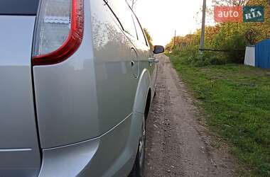 Универсал Ford Focus 2010 в 