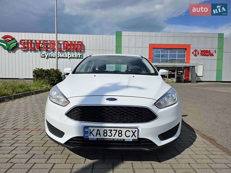 Хэтчбек Ford Focus 2015 в Тячеве