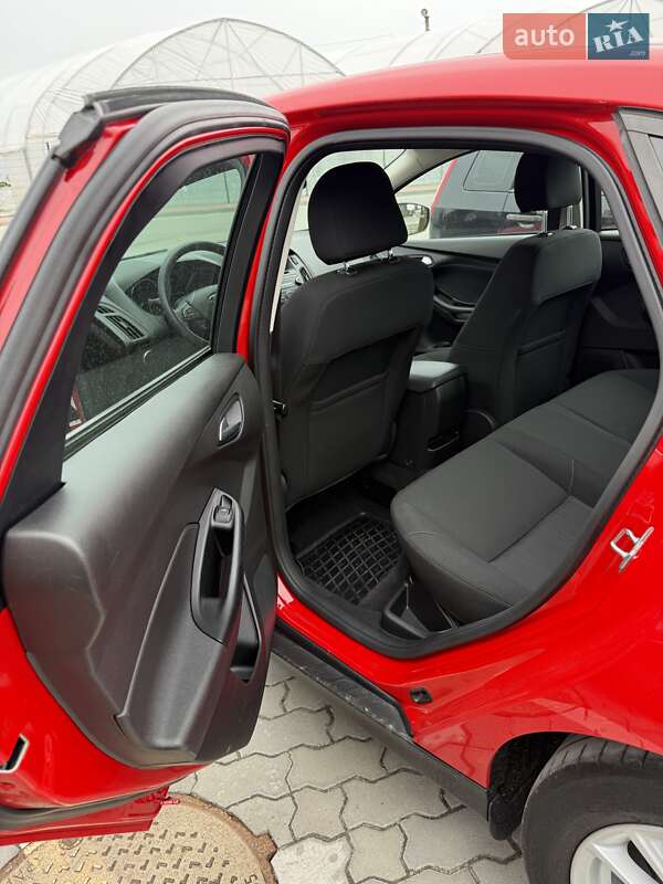 Седан Ford Focus 2017 в Львове фото 7 Седан Ford Focus 2017 в Львове