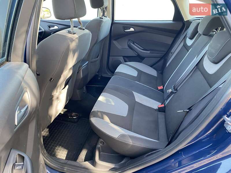 Хетчбек Ford Focus 2013 в Дніпрі