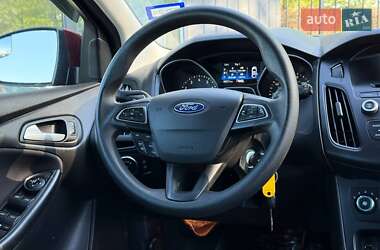 Хэтчбек Ford Focus 2017 в 