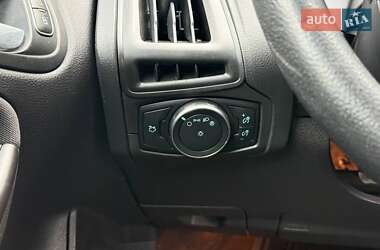 Хэтчбек Ford Focus 2018 в 