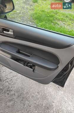 Хетчбек Ford Focus 2008 в 