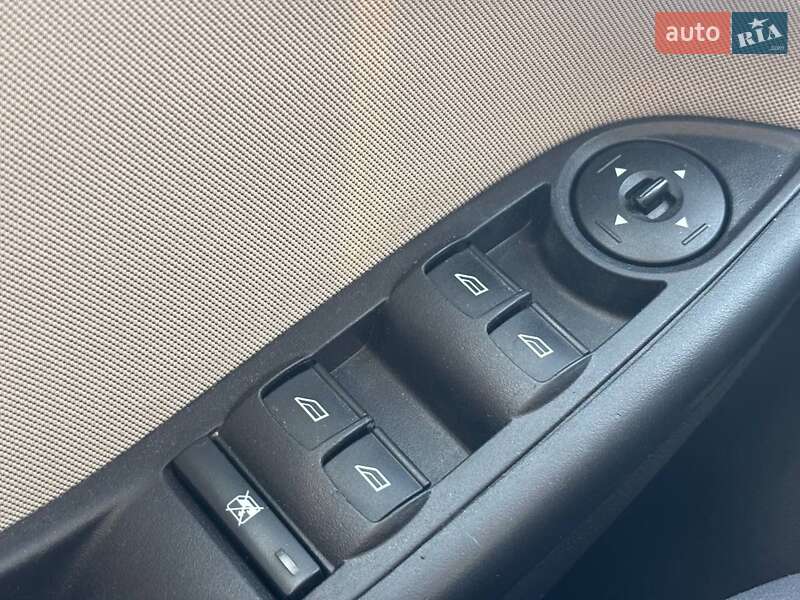 Седан Ford Focus 2015 в Киеве