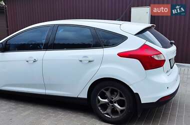 Хэтчбек Ford Focus 2014 в 