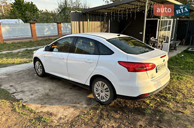 Седан Ford Focus 2016 в 