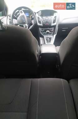Универсал Ford Focus 2012 в 