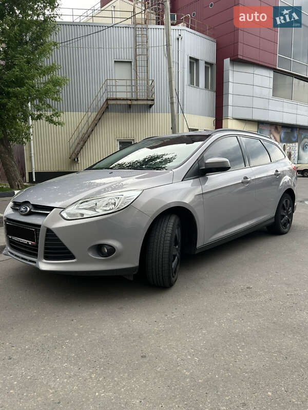 Універсал Ford Focus 2011 в 