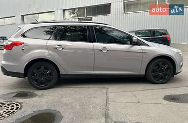 Універсал Ford Focus 2011 в 