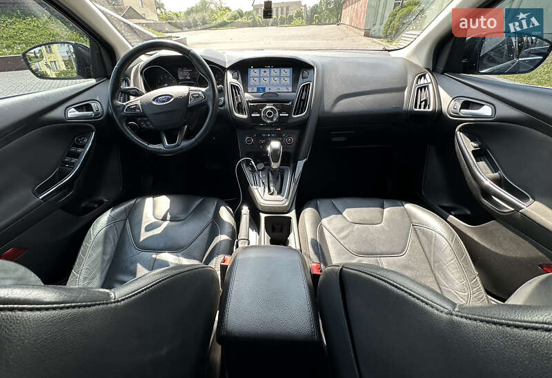 Хэтчбек Ford Focus 2015 в Днепре