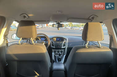 Универсал Ford Focus 2013 в 