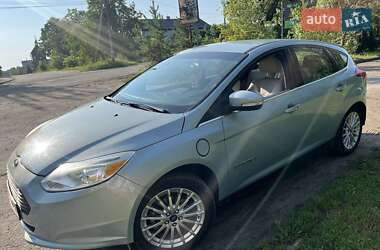 Хэтчбек Ford Focus 2012 в Золочеве