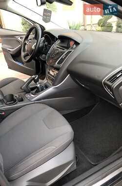 Универсал Ford Focus 2013 в 