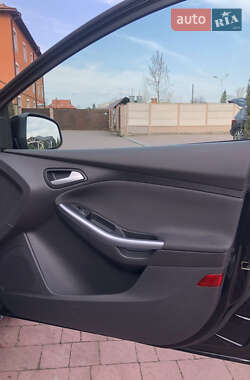 Универсал Ford Focus 2013 в 