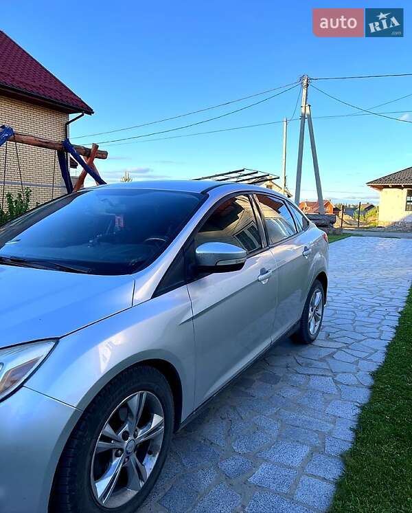 Ford Focus 2012