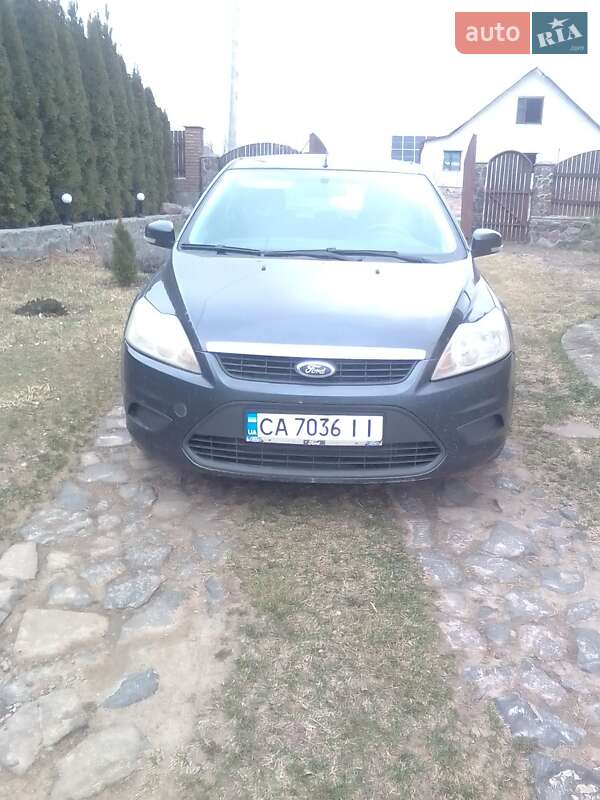 Хэтчбек Ford Focus 2008 в 