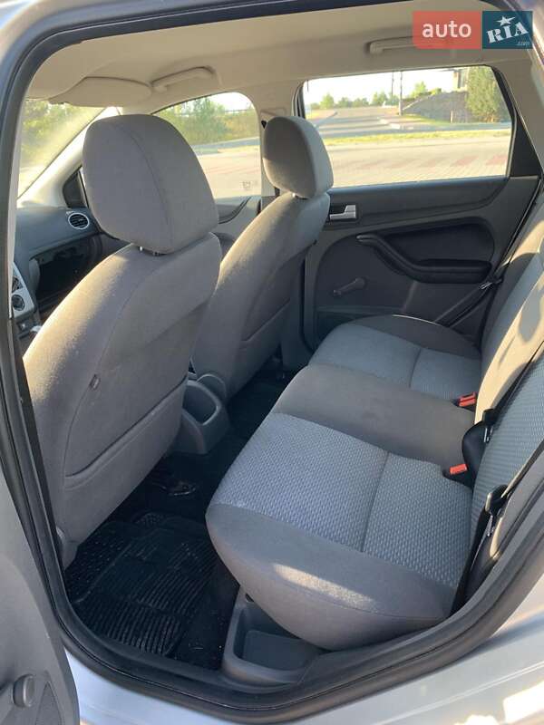 Универсал Ford Focus 2006 в Вышгороде