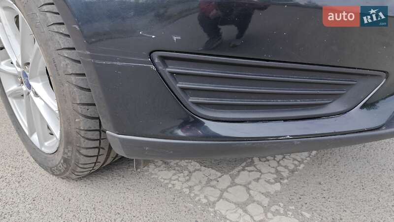 Хэтчбек Ford Focus 2015 в Ровно