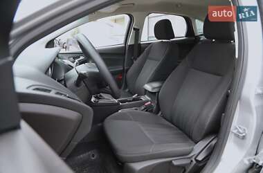 Седан Ford Focus 2017 в 