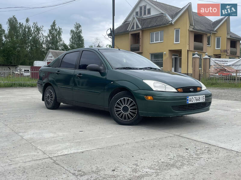 Седан Ford Focus 2000 в Солотвине