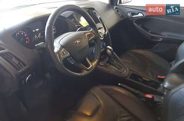 Седан Ford Focus 2016 в 