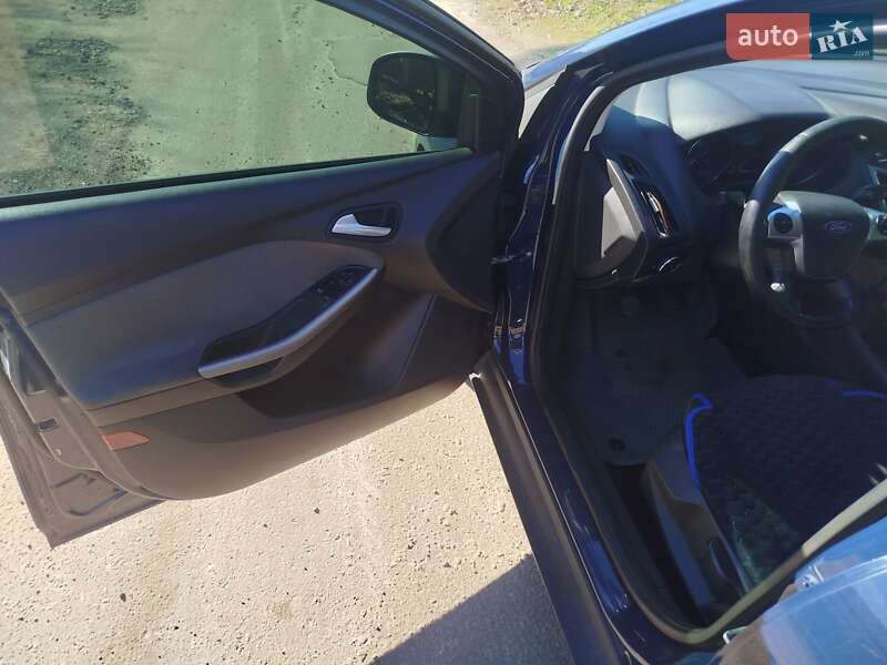 Хетчбек Ford Focus 2013 в Чернігові