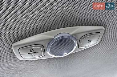 Седан Ford Focus 2015 в 