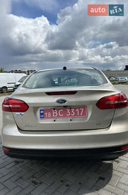 Седан Ford Focus 2017 в 