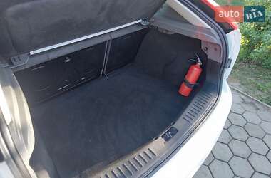 Хэтчбек Ford Focus 2011 в 
