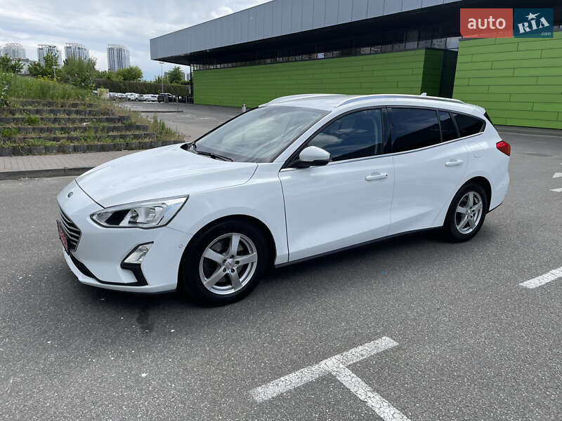 Универсал Ford Focus 2019 в Киеве