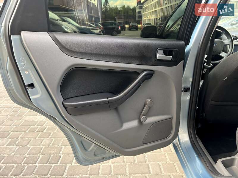Универсал Ford Focus 2008 в Львове фото 18 Универсал Ford Focus 2008 в Львове